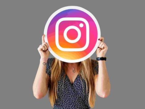 woman-instagram