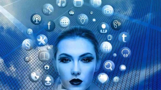 woman (1) (1)